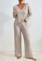 Hazel | Women's Knit Two-Piece Set V-Neck Sweater Ribbed