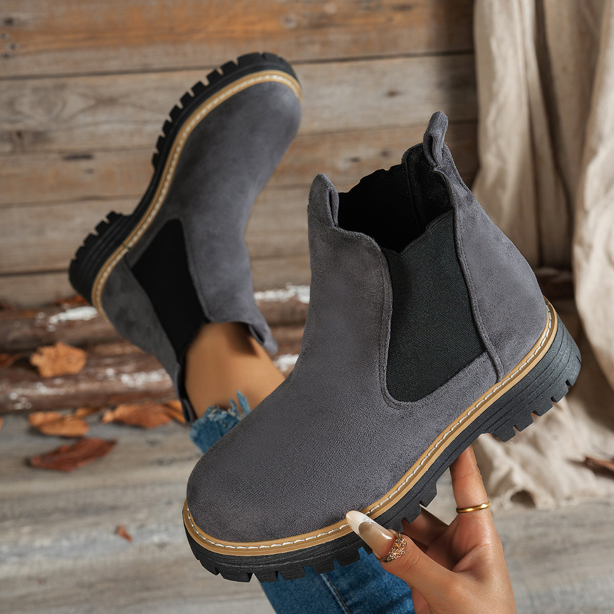 Mehetabel | Women's Chelsea Boots Platform Lug Sole Round Toe